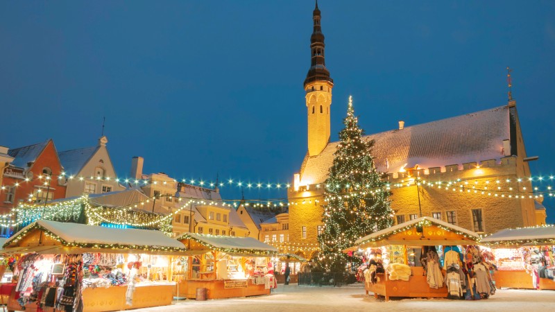 Julemarked p� R�dhusplassen i Tallinn