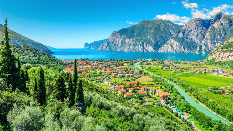 Torbole og Gardasj�en