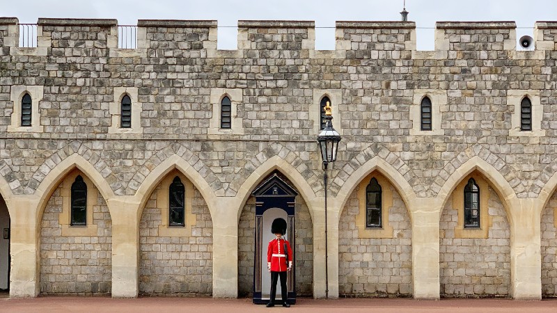 Beefeater p� vakt ved Windsor slott