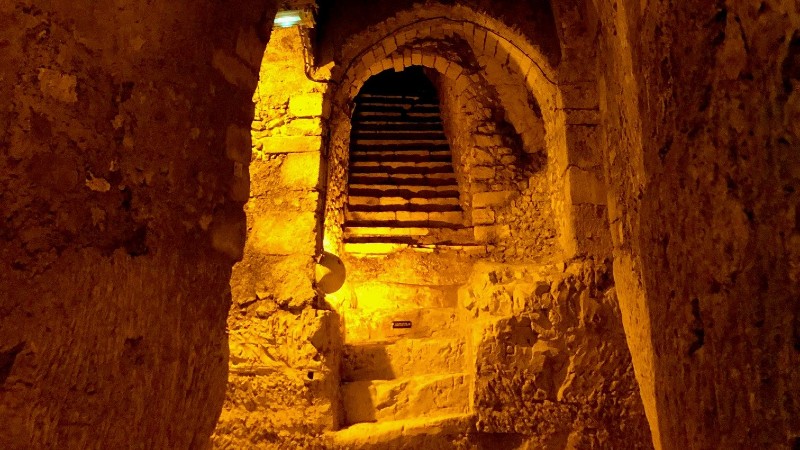 Champagnekjeller p� Taittinger