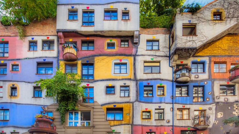 Hundertwasserhuset Det fargerike Hundertwasserhuset