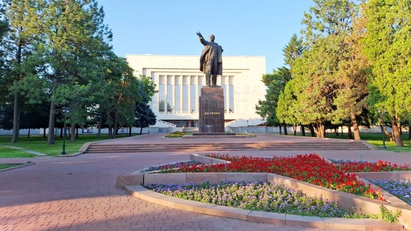 Statue av Lenin i Bishkek
