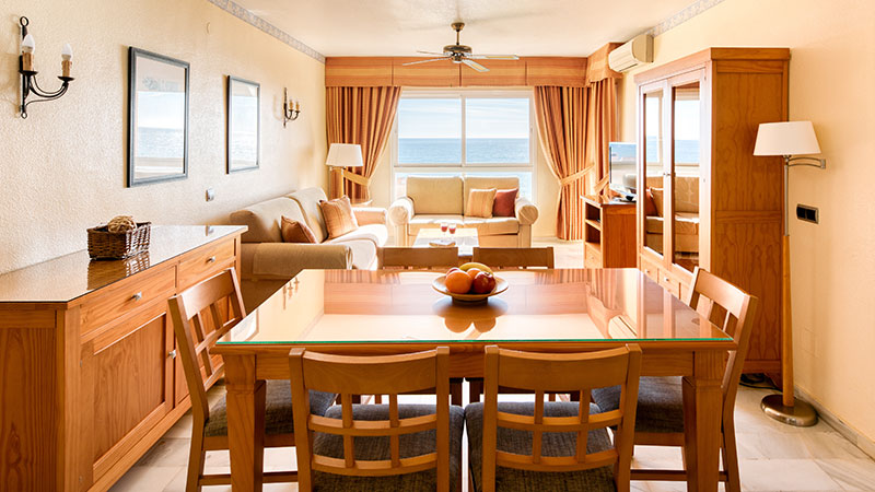 �pen l�sning mellom stue og spisestue